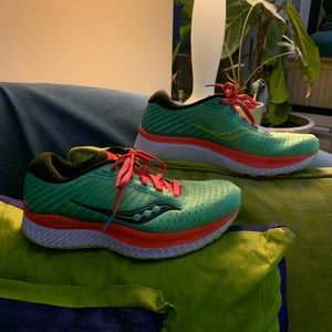 EUC Saucony PWR RUN Guide 13 Lime Green /Coral Running Shoes- Size 5.5 Women